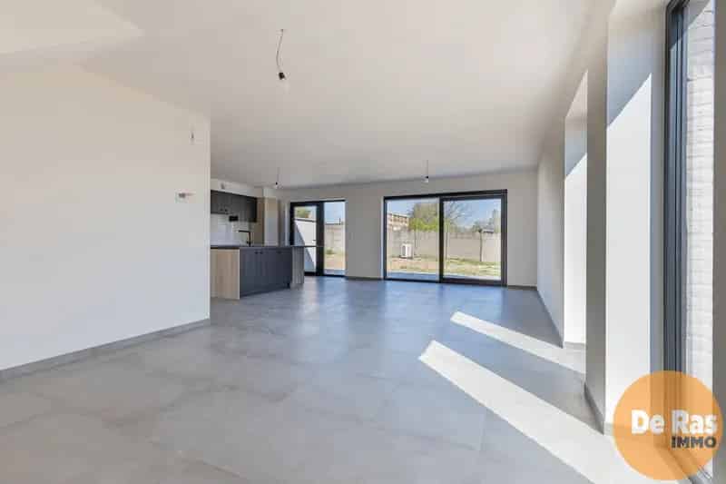 OPHASSELT- Prachtige nieuwbouw in moderne, hedendaagse stijl