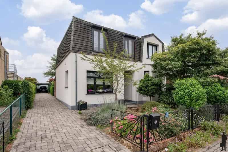 Ruime gezinswoning te Nieuwmoer