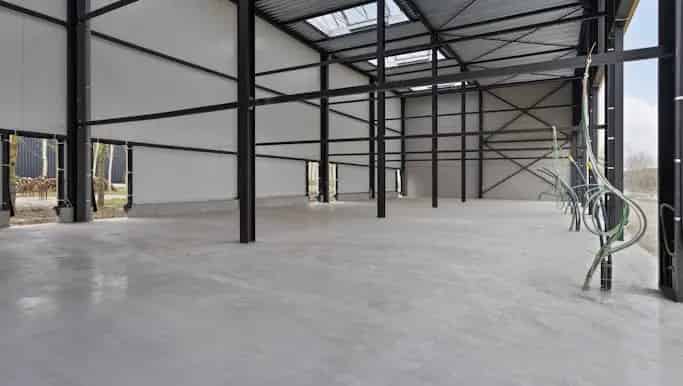 Magazijn te huur in Ambachtenlaan 10, Wevelgem - Dewaele