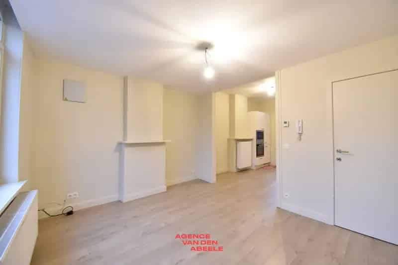 Opbrengstwoning bestaande uit 2 appartementen