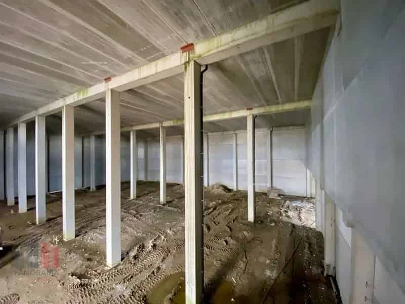 Nieuwbouw bedrijfsgebouw te huur in Beernemsteenweg Wingene