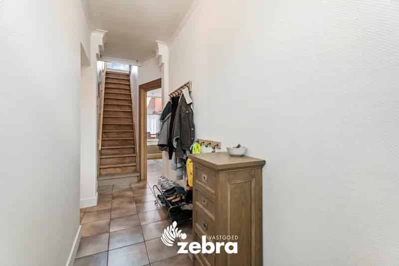 Huis te huur Izegem: Instapklare woning met 3 slaapkamers en grote garage