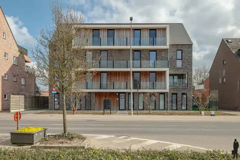 Gelijkvloers Appartement met Tuin te Koop