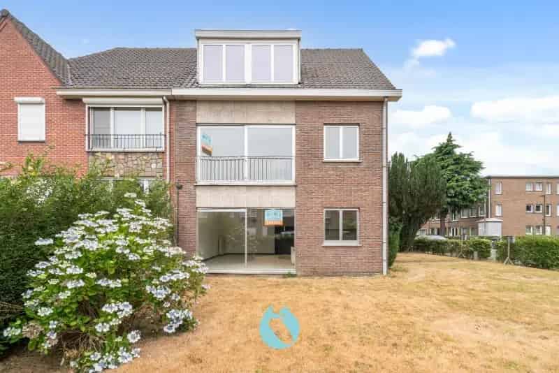Opbrengsteigendom te koop in Wondelgem