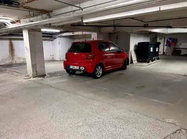Overdekte parkeerplaats te huur in Gent