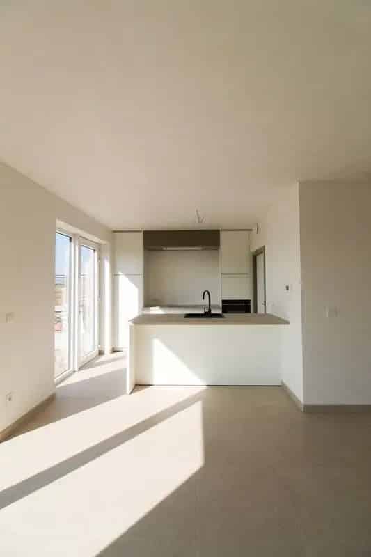 Halfopen nieuwbouwwoning met garage Roeselare