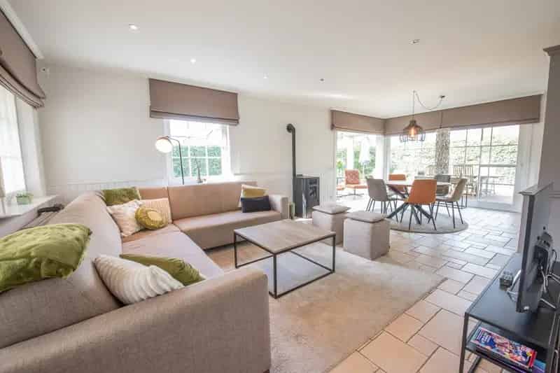 Te koop in Zulte – Alleenstaande villa met karakter op toplocatie