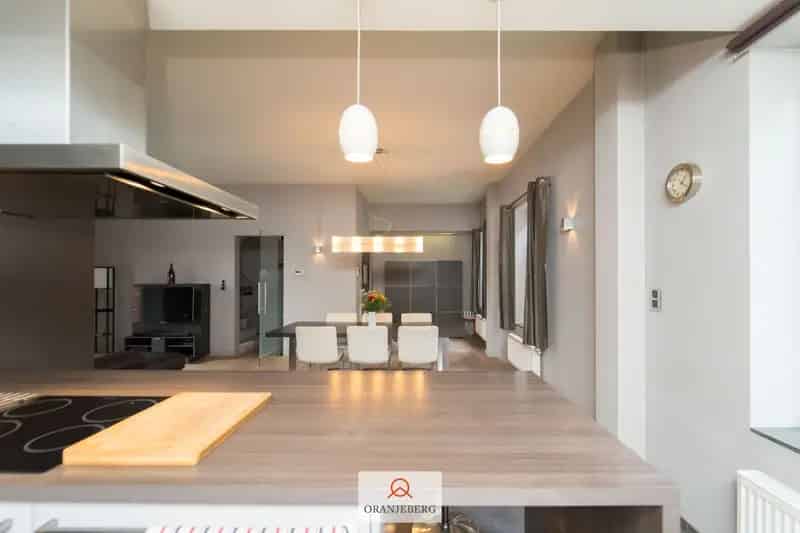 Leuke woning tussen Prinsenhof en Begijnhof aan het water