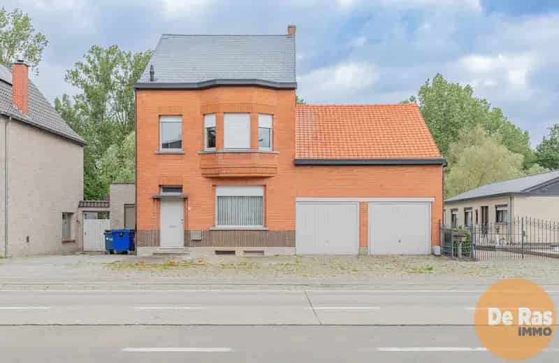 ERONDEGEM - HOB met dubbele garage en tuin.