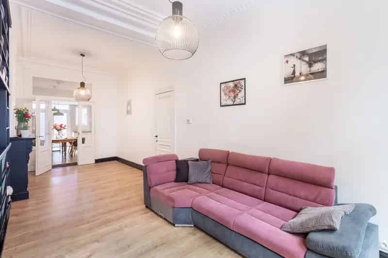 Ruimte, Karakter en Historie in de Prachtige De Marbaixstraat 8505274