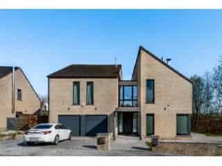 Duplex te koop - Thy-le-Château VBC58930


In optie