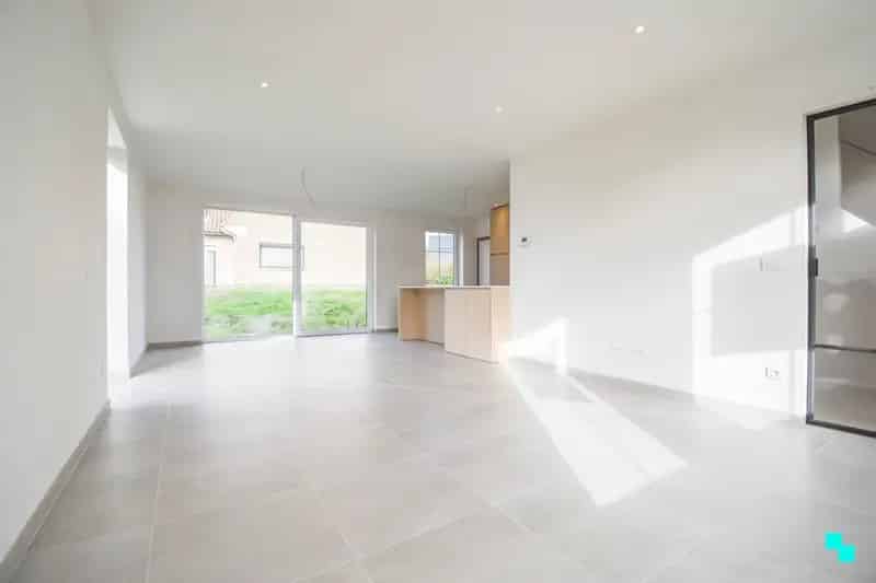 Alleenstaande, nieuwbouw woning te Hooglede