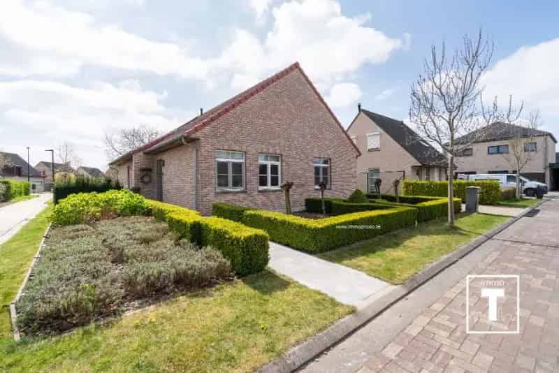 Villa te koop Deinze