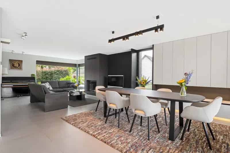 Energiezuinige villa met luxe afwerking en zonnige tuin (1.183 m²)