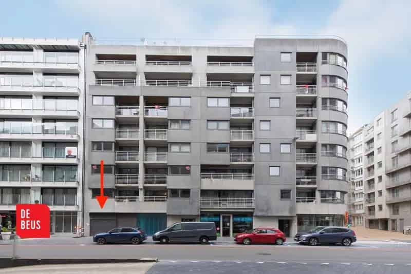 Ondergrondse staanplaats vlakbij de zeedijk, centrum Oostende