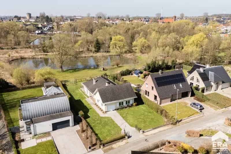Villa te koop in Denderleeuw