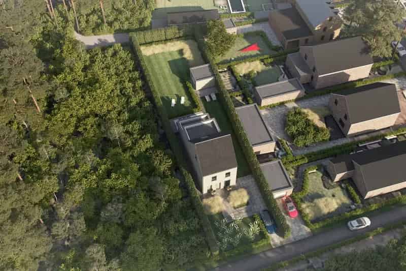 Rustig gelegen bouwgrond van 884m² voor halfopen bebouwing op 3 km van de Markt!