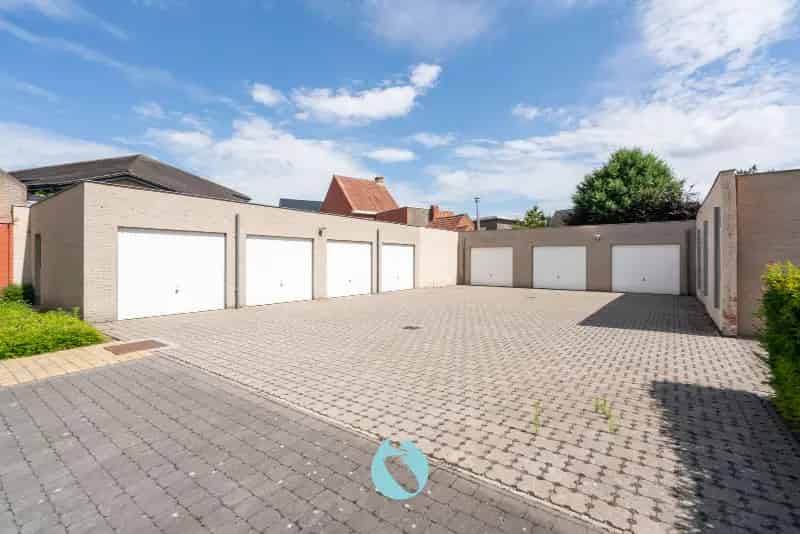Garage / parking te koop in Evergem