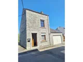 Huis te Koop Couvin 3 slaapkamers Garage Tuin