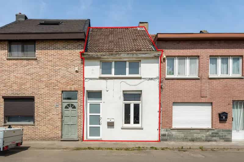 Te renoveren woning met 2 slaapkamers