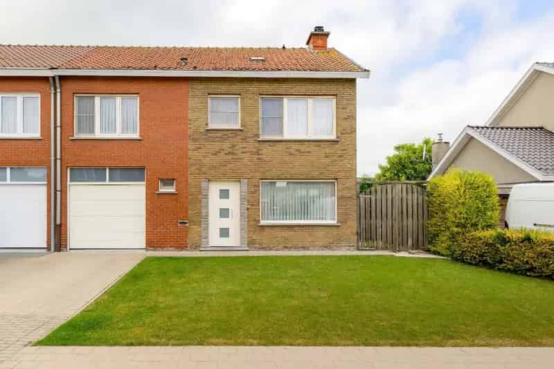 Huis te huur Pittem 4 slaapkamers tuin garage