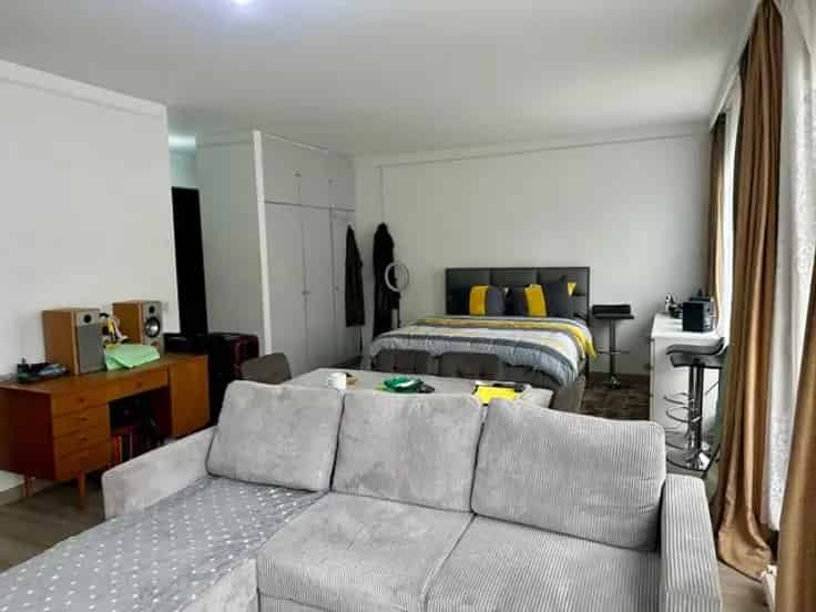 Studio Te Koop