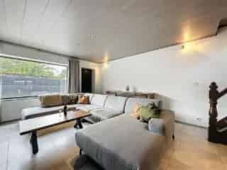 Huis te Koop Boom 2 slaapkamers Magazijn Terras