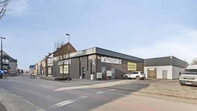 Handelspand te huur in Bavikhovedorp 17, Bavikhove - Dewaele