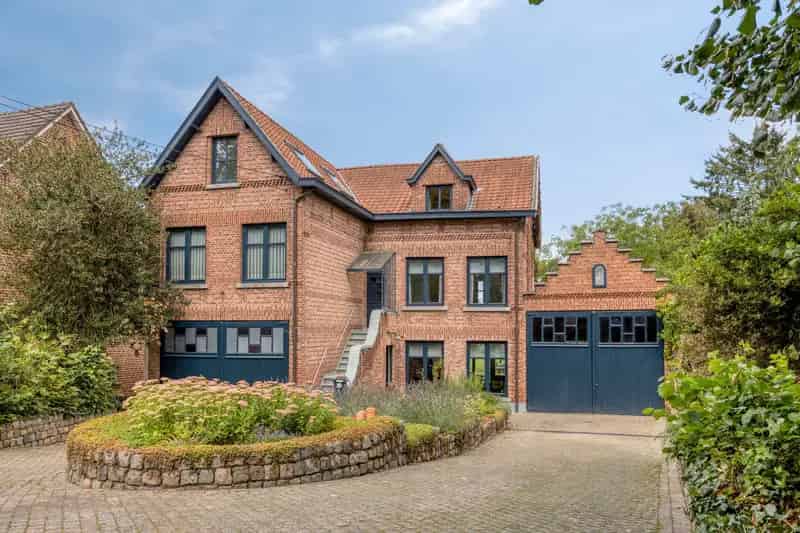 Authentieke woning in het centrum van Lubbeek