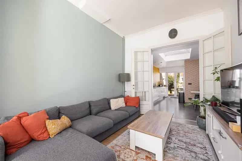 Authentieke woning met 4 slpk en grote tuin