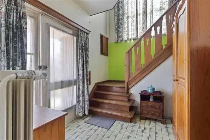 Huis Te Koop Brustem: Ruime Gezinswoning met Tuin