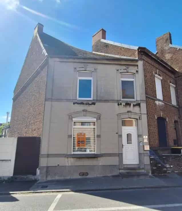 Huis te Koop: 2 Slaapkamers, Tuin en Kelder