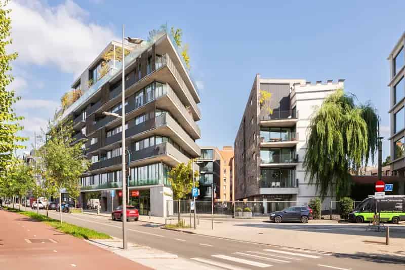 handelsruimte/showroom in high-standing residentie Hoopnatie