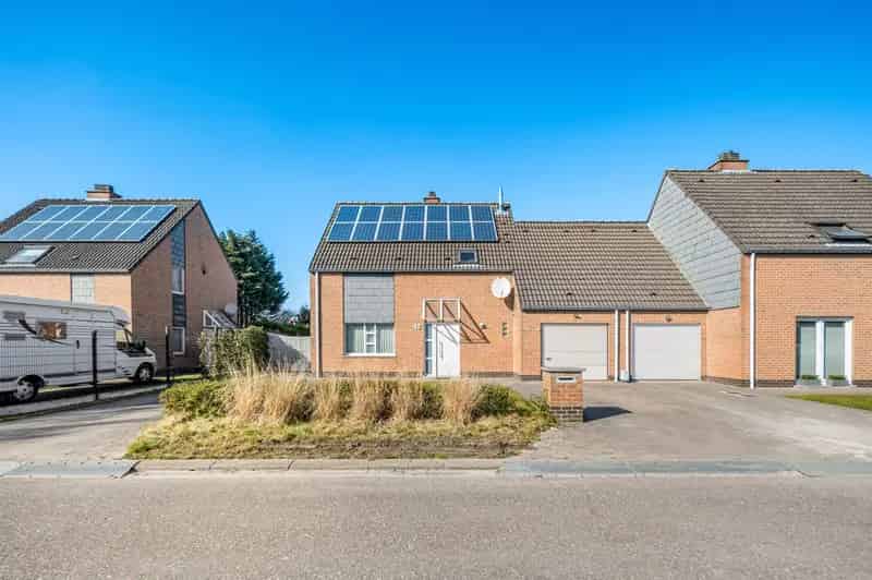 Charmante gezinswoning met 3 slaapkamers en garage in Mol
