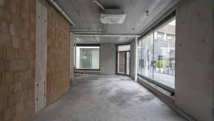 Kantoor te koop in Kleine Sint-Jansstraat 1, Kortrijk - Dewaele