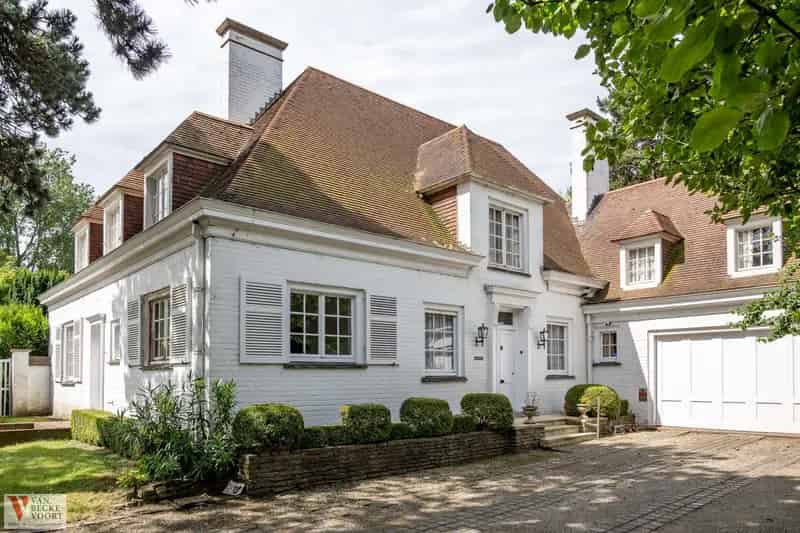 Karaktervolle landhuis op een prachtig domein van 2.030m²