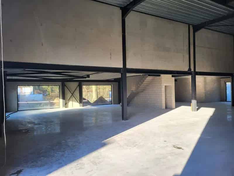 TE KOOP/HUUR Zonhoven: Hal Kantoor Showroom Woning