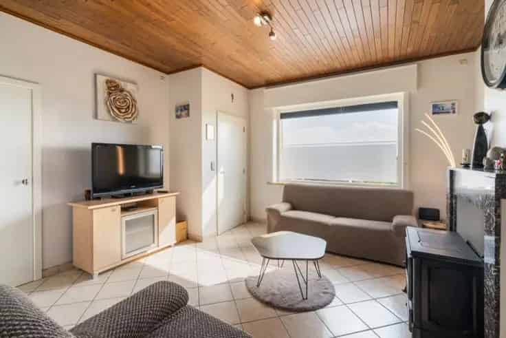 Huis Te Koop Ingelmunster: Ruime starterswoning met zonnige tuin