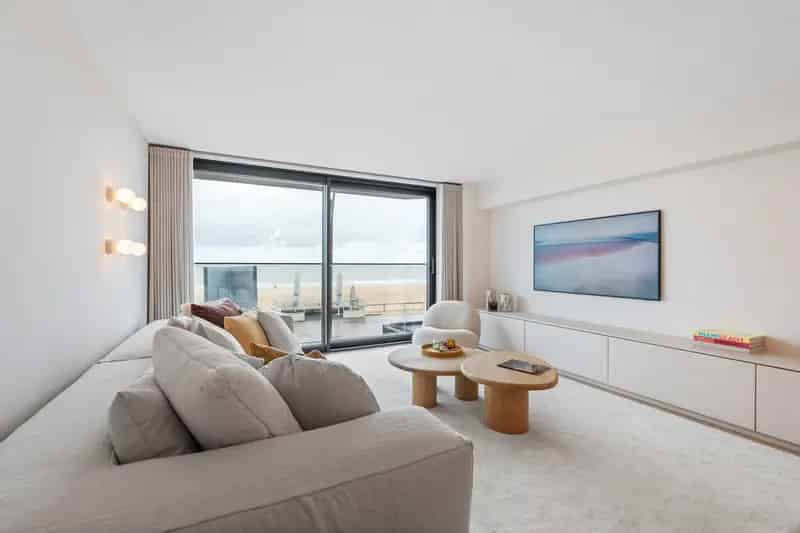 Appartement te Koop Zeedijk Zoute: Exclusief Gemeubeld Zeezicht