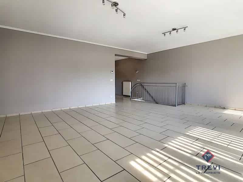Appartement te huur - 2 slaapkamers - Trazegnies