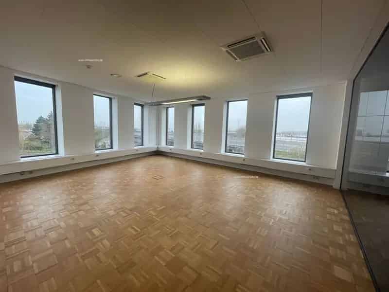 Kantoren te huur in Nachtegaalstraat Zele