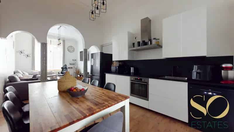 Appartementengebouw 3 Units Te Koop