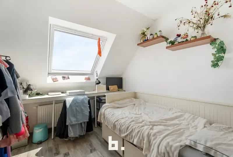 Instapklare woning te Roeselare met gunstig EPC en tal van extra's!
