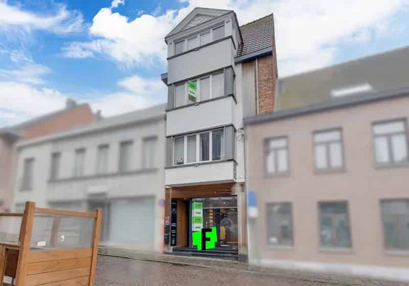 Triplex appartement met 3 slaapkamers in centrum Tielt