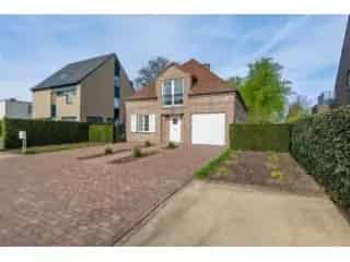 Huis te koop Gierle Ruime tuin en garage