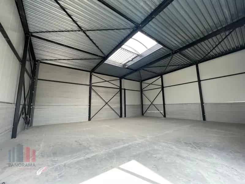 Nieuwbouw bedrijfsgebouw te koop in Oudenburg