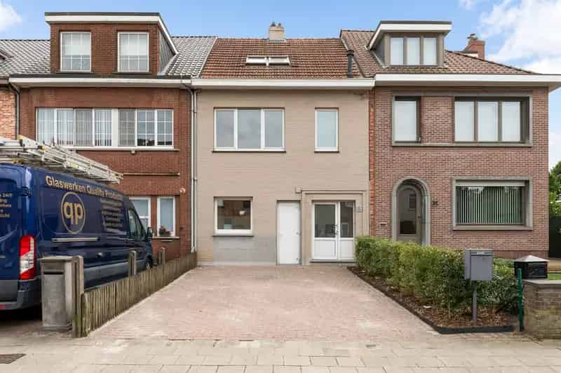 Instapklare gezinswoning rustig gelegen nabij het centrum
