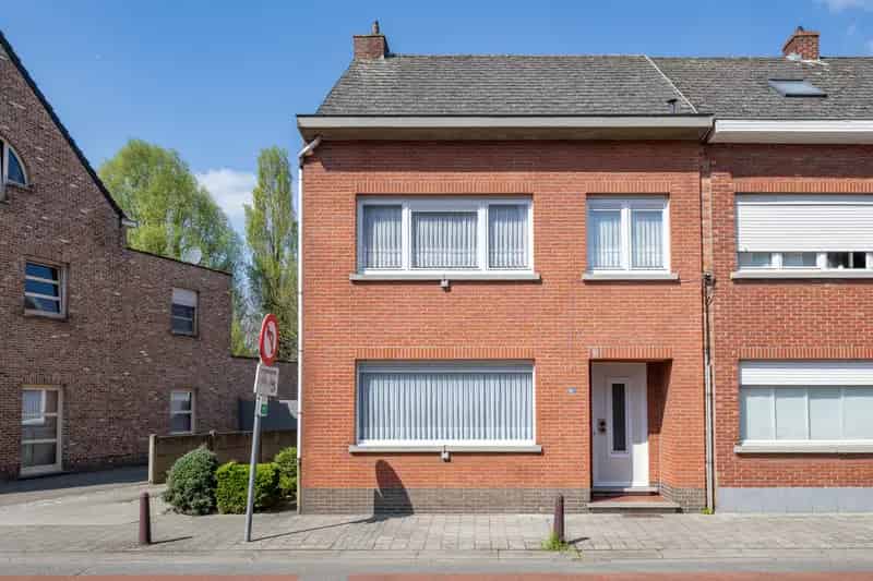 Huis te huur Kontich: Grote gezinswoning met tuin en garage