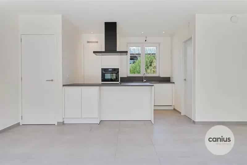 ENERGIEZUINIGE WONING MET 2 SLKS + TUIN