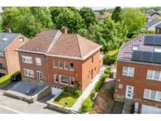 Huis te koop - Mont-sur-Marchienne VBD02845


In optie